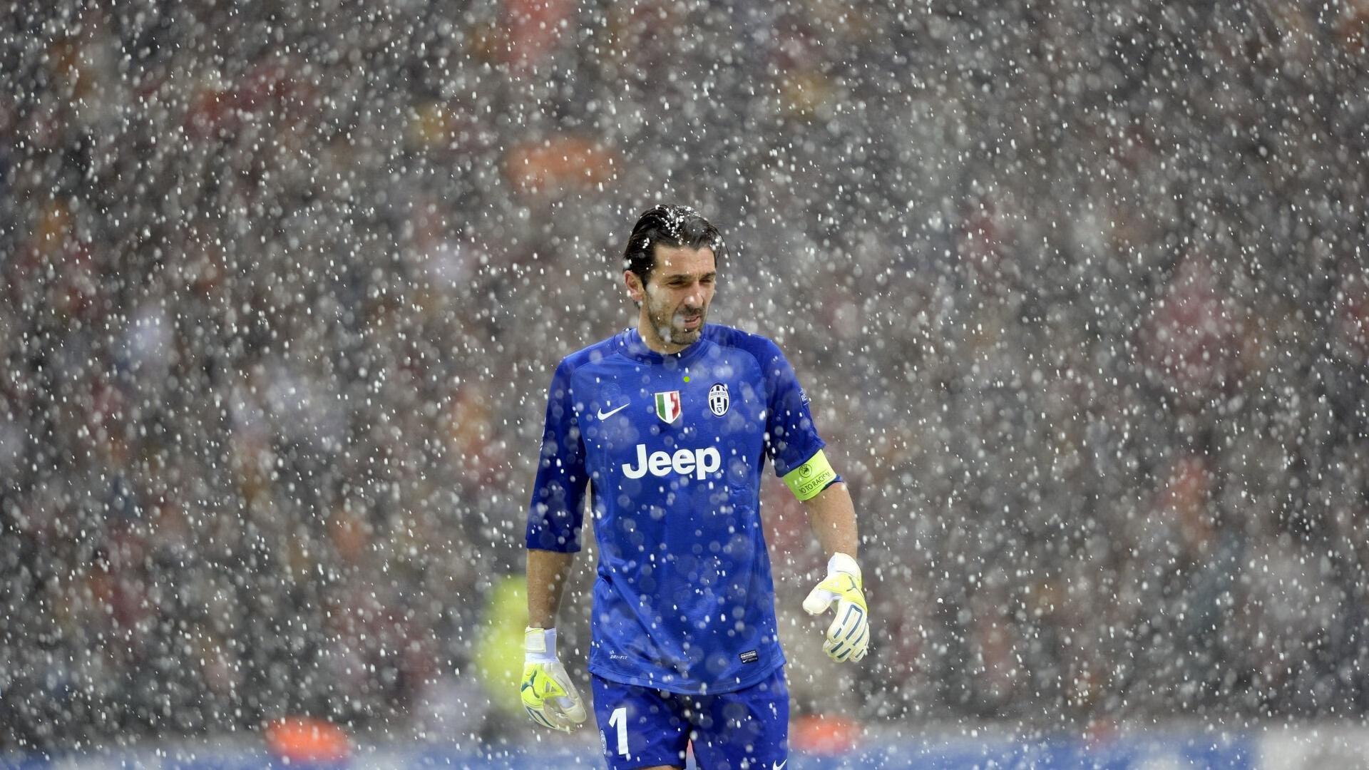 风暴中的安菲尔德,阿利松力挺斯洛特,萨拉赫时代临近终点