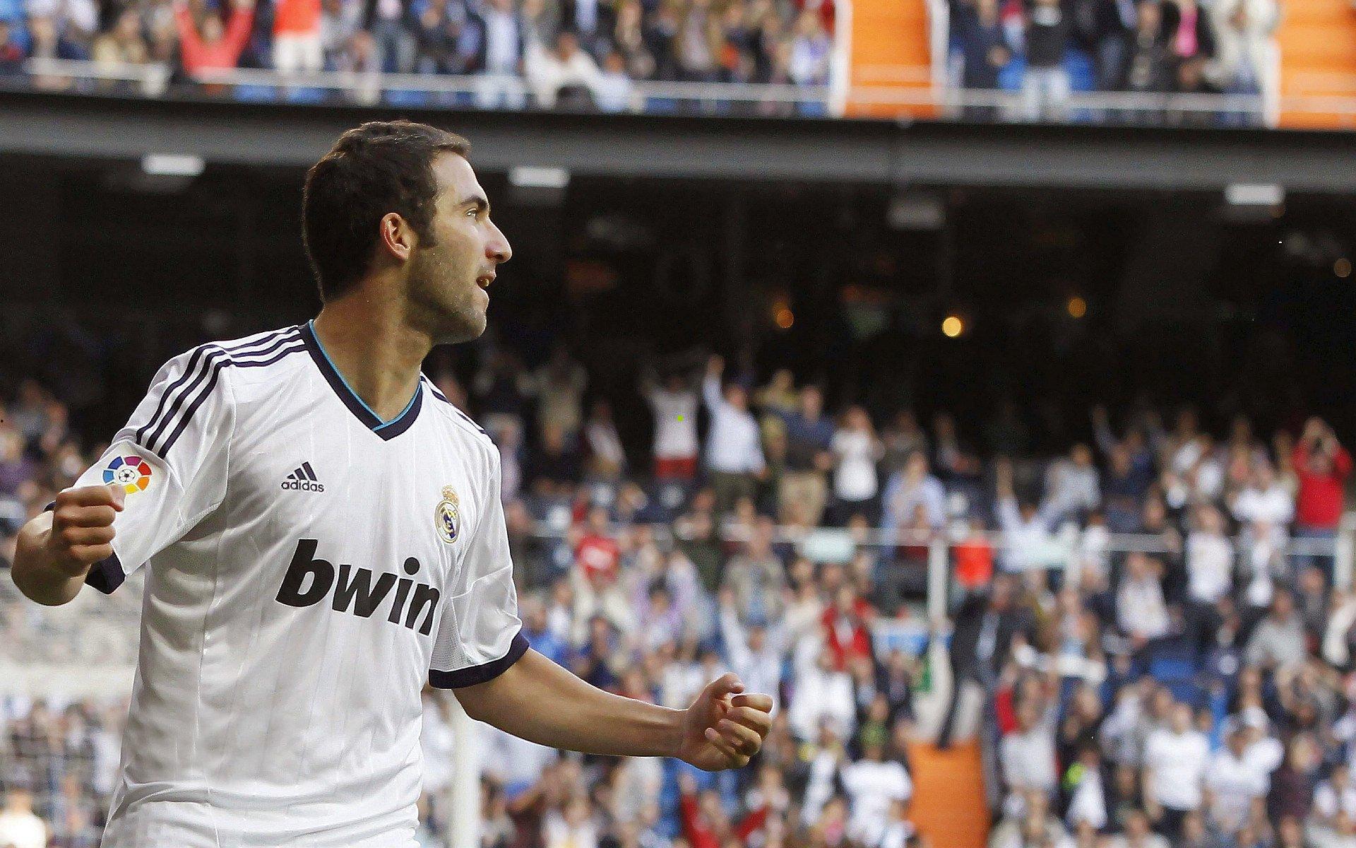 西甲爆冷，皇马主场0-2完败塞尔塔，战术溃败与球员低迷全解析