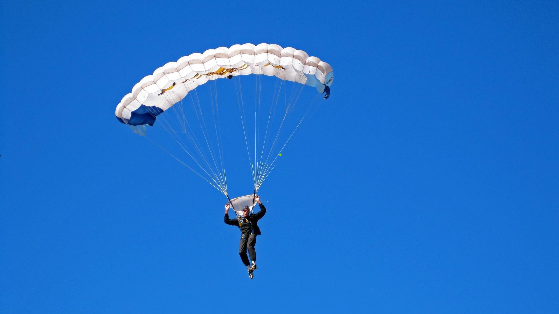 足球盛宴抽签落定，48强分组揭晓，死亡之组与黑马赛道并存